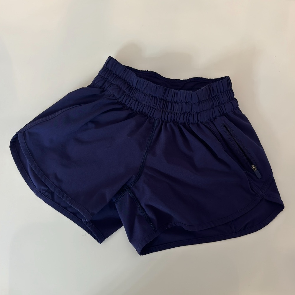 Lululemon Hotty Hot Short Purple 4”